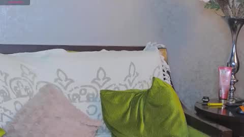 BohoBabeLaxy online show from September 11, 2025, 9:37 pm