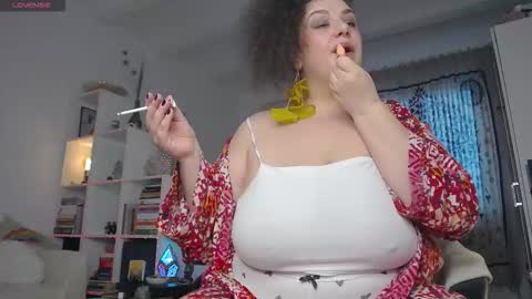 Snapshot of bohobabelexy chatting on January 15, 2026, 2:32 pm BohoBabeLaxy online show from January 15, 2026, 2:32 pm