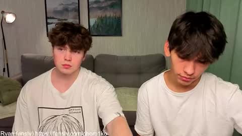 ALEXPVT IS OPEN online show from September 10, 2025, 5:29 am