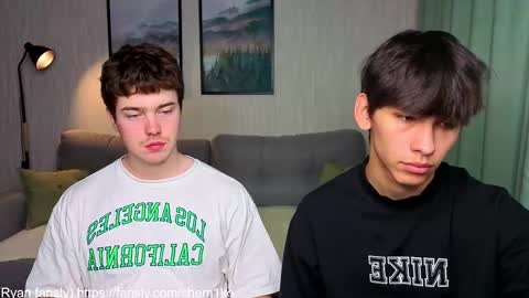 ALEXPVT IS OPEN online show from September 18, 2025, 4:14 am