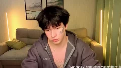 ALEXPVT IS OPEN online show from October 15, 2025, 7:58 pm