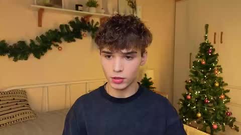 ALEXPVT IS OPEN online show from December 20, 2025, 5:20 pm