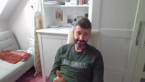 Snapshot of bojanin chatting on September 9, 2025, 8:14 am bojanin online show from September 9, 2025, 8:14 am