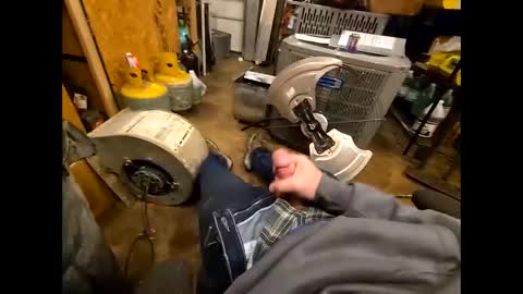 bombinshaman online show from December 4, 2025, 4:38 pm