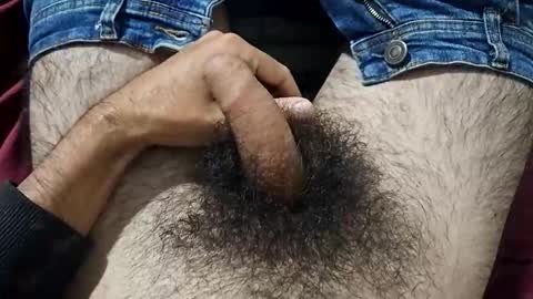 Im Bom - Tip if You Liked my Hairy Body - Private Show is Open - Read more about me in the bio below online show from April 15, 2026, 9:05 am