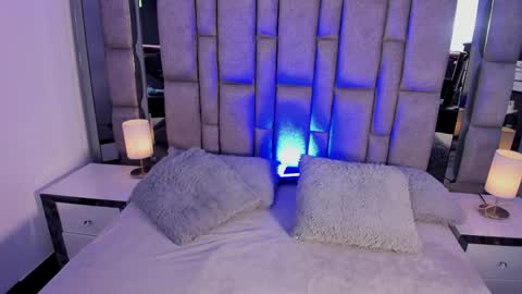 bonet_iris online show from April 20, 2026, 7:15 pm