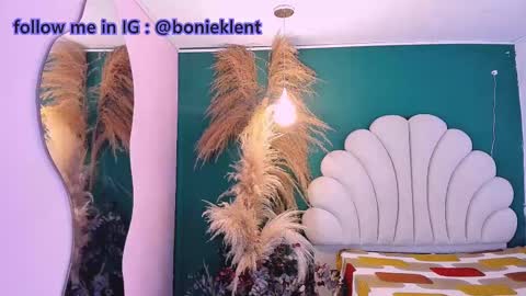 Snapshot of bonieklent chatting on March 8, 2025, 3:17 am bonieklent online show from March 8, 2025, 3:17 am