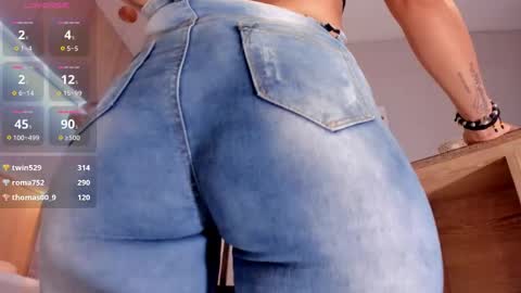 Bonie Smith online show from February 16, 2025, 2:42 am