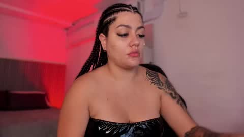 Bonnie  online show from November 20, 2025, 11:21 am