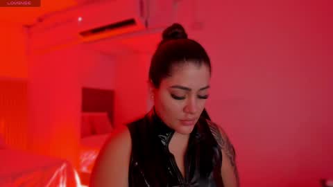 Bonnie  online show from March 17, 2026, 11:24 am