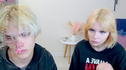 Jessy  Mark online show from September 14, 2025, 5:01 pm