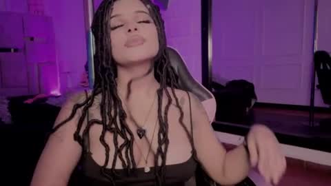 Snapshot of bonnie_anderson chatting on July 23, 2026, 6:17 pm Bonnie Anderson online show from July 23, 2026, 6:17 pm