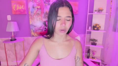 Bonnie online show from December 2, 2024, 11:01 am