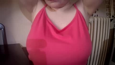 Snapshot of bonnie_jade chatting on June 9, 2026, 5:35 pm Bonnie online show from June 9, 2026, 5:35 pm