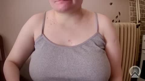 Snapshot of bonnie_jade chatting on June 18, 2026, 8:03 am Bonnie online show from June 18, 2026, 8:03 am
