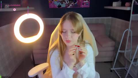 Bonnie online show from April 18, 2026, 12:03 am