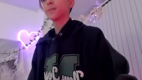   online show from January 25, 2025, 11:44 am