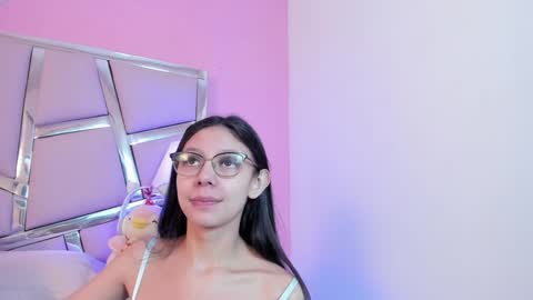 Snapshot of bonniepark_ chatting on December 23, 2024, 1:24 pm Bonnie online show from December 23, 2024, 1:24 pm