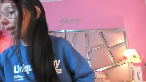 Snapshot of bonniepark_ chatting on May 15, 2026, 4:25 pm Bonnie online show from May 15, 2026, 4:25 pm