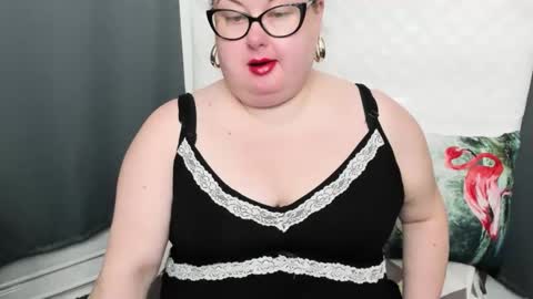 Bonnie online show from December 19, 2024, 6:23 am