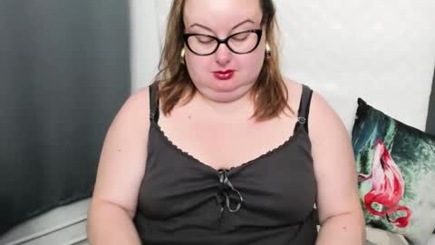 Bonnie online show from December 22, 2024, 6:17 am