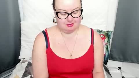 Bonnie online show from October 2, 2025, 7:04 am