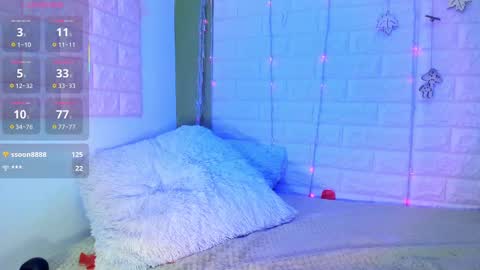 Bonnie  online show from February 20, 2025, 10:37 pm