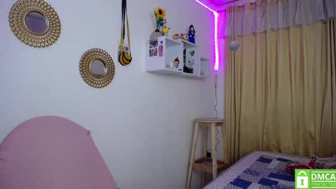 Soffy Brooks Independent model online show from February 14, 2025, 7:28 am