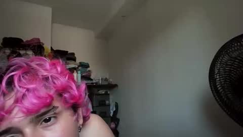 bonny_cum online show from May 4, 2026, 5:42 pm