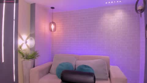 Bonny online show from September 12, 2025, 7:47 pm