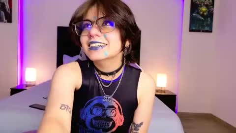 Snapshot of bonnyvel chatting on July 15, 2026, 7:52 pm BonnyVel online show from July 15, 2026, 7:52 pm