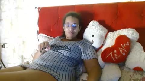 Queen Bon Vivantt online show from December 2, 2024, 4:09 am