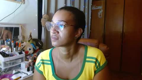 Queen Bon Vivantt online show from February 19, 2025, 10:42 pm