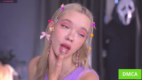 Alina online show from November 1, 2025, 7:43 am