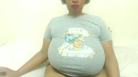 boobyqueen online show from March 3, 2026, 1:28 pm