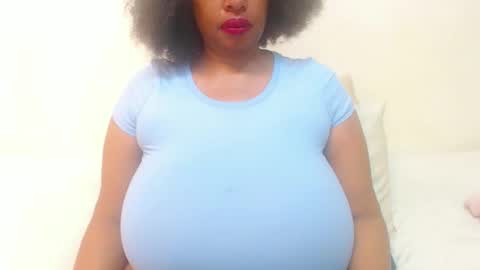 boobyqueen online show from April 11, 2026, 6:45 pm