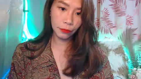 Zy online show from January 8, 2025, 10:37 am