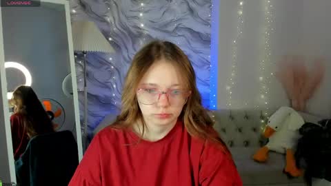 Snapshot of booozekirs_ chatting on May 4, 2026, 3:02 am Milena online show from May 4, 2026, 3:02 am