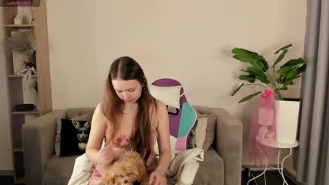 Snapshot of booozekirs_ chatting on May 12, 2026, 3:03 am Milena online show from May 12, 2026, 3:03 am