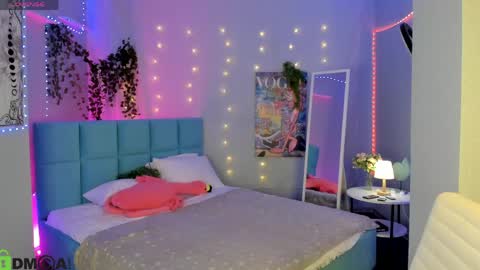 Snapshot of booozekirs_ chatting on June 2, 2026, 2:57 am Milena online show from June 2, 2026, 2:57 am