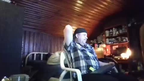 Booshwa online show from February 6, 2025, 6:56 pm