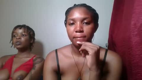 Snapshot of bootie_caramel chatting on June 2, 2026, 12:34 am bootie_caramel online show from June 2, 2026, 12:34 am