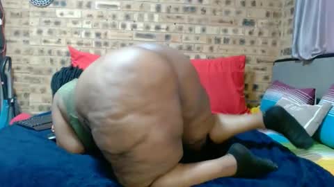 bootytwerkxxx online show from April 10, 2026, 1:05 pm