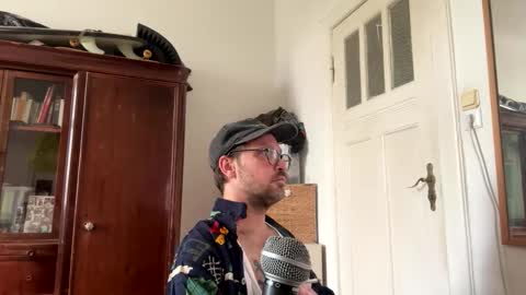 BoYYYOOO online show from April 15, 2026, 4:36 pm