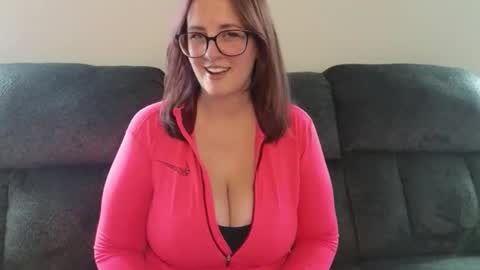 boredbustyhousewife online show from October 13, 2025, 3:45 pm