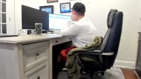 Boredhorndog online show from January 5, 2025, 8:42 pm