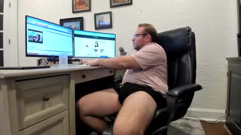 Boredhorndog online show from January 30, 2025, 4:27 am