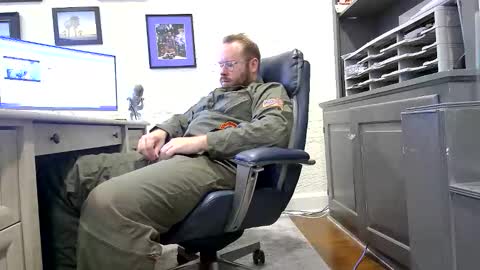 Boredhorndog online show from November 2, 2025, 4:26 am