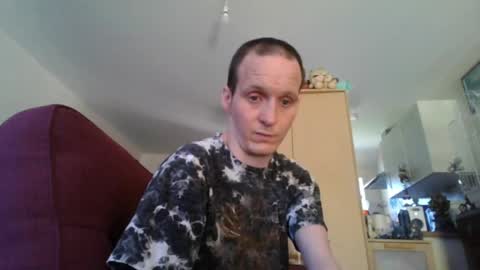 boredlul online show from April 25, 2026, 2:03 pm