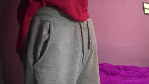 boss_playa98 online show from March 15, 2026, 6:47 pm